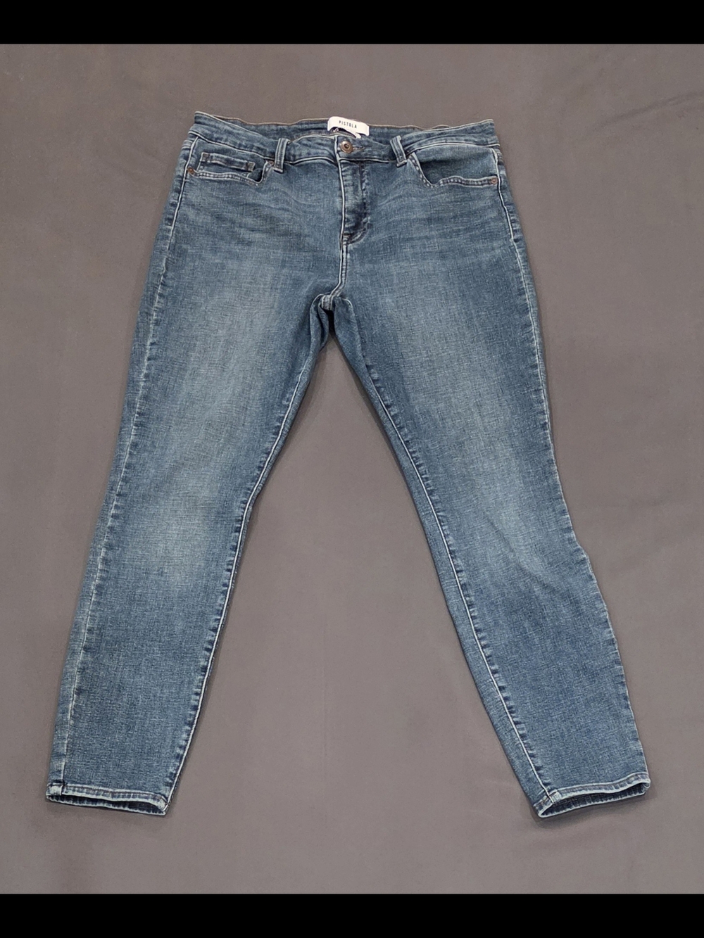 Pistola Arielle Skinny Ankle Jeans Size 31 Medium Wash Stretch Denim